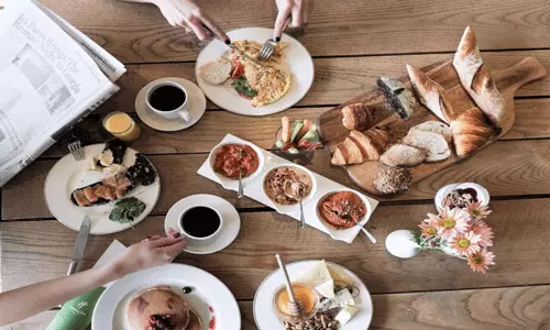 هتل هالیدی این تفلیس هتل هالیدی این تفلیس